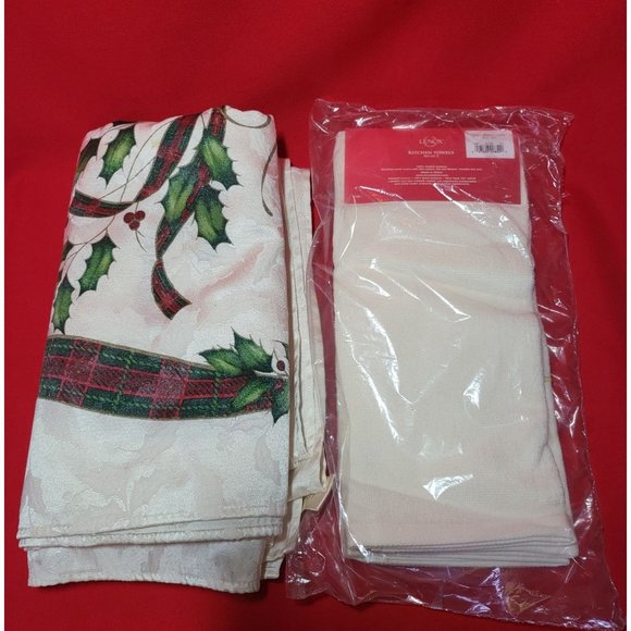 Lenox Rectangular Table Cover and Kitchen Towel Ribbon Holly Set of 2 - Picture 3 of 12